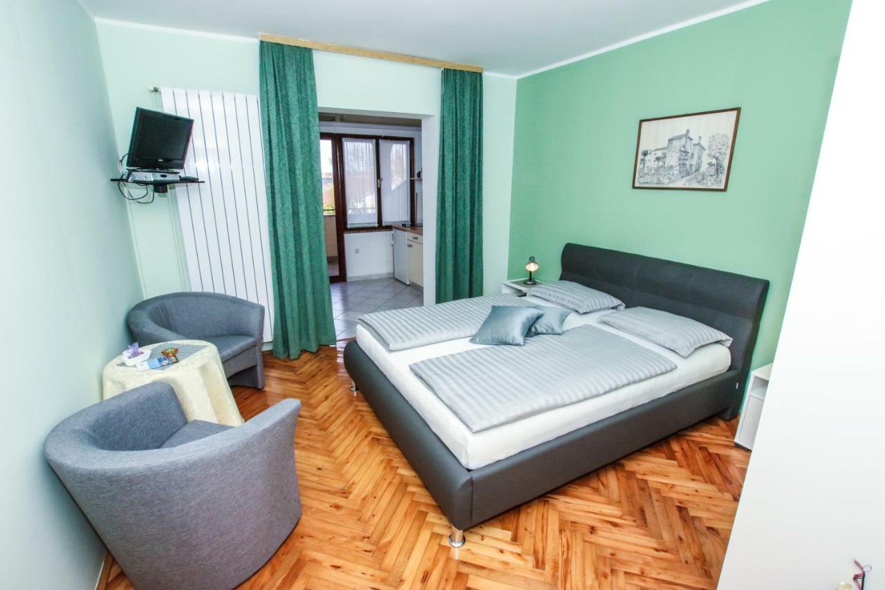 Apartments Ritosa Poreč Eksteriør bilde